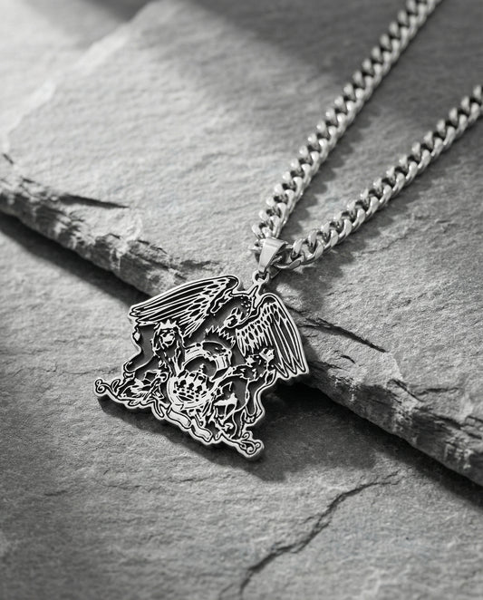 Queen necklace