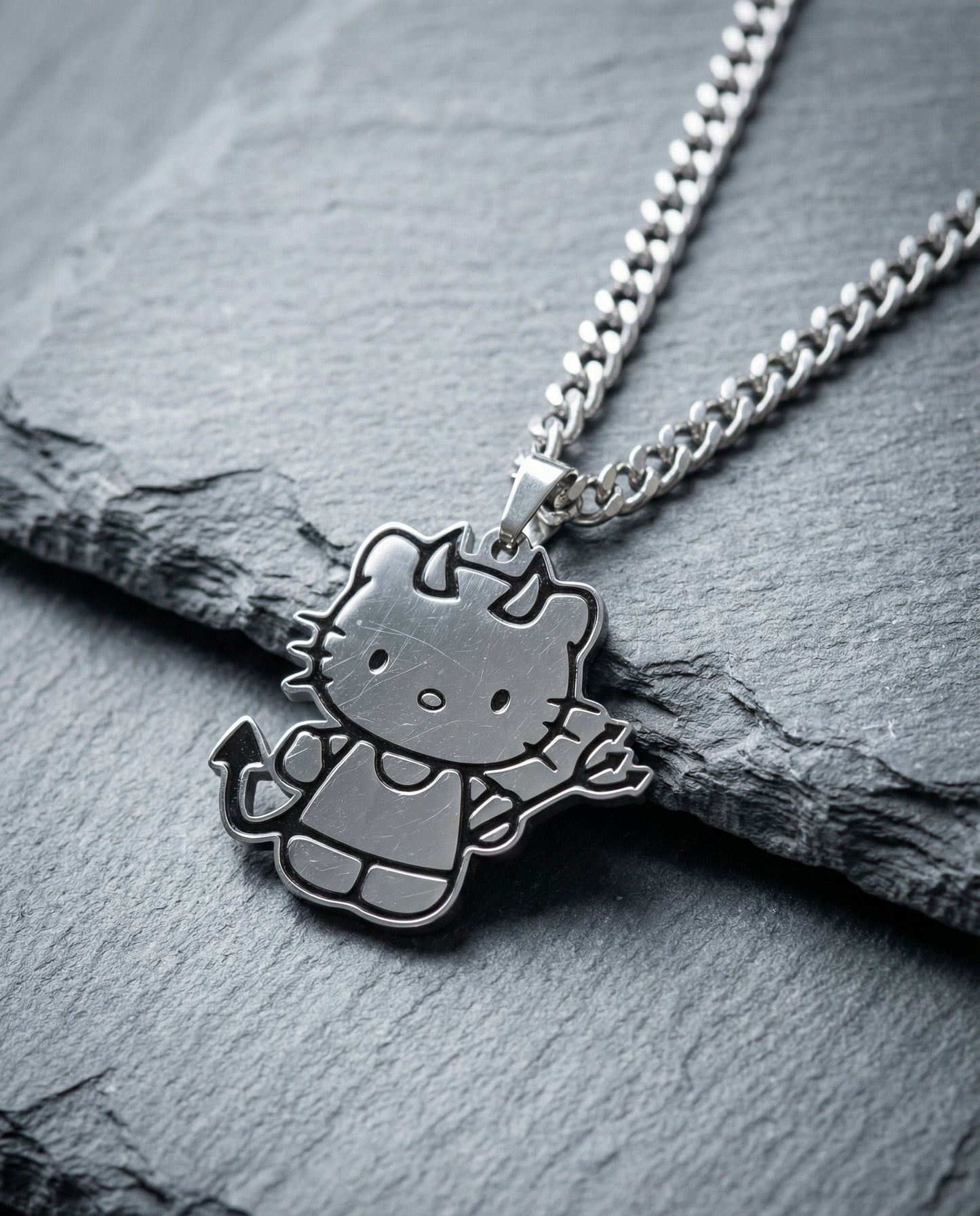 Hello kitty necklace