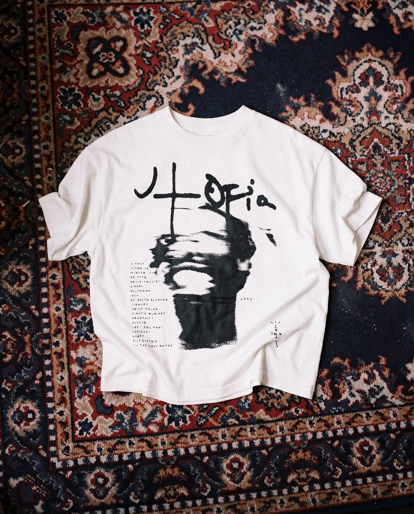 Utopia tee