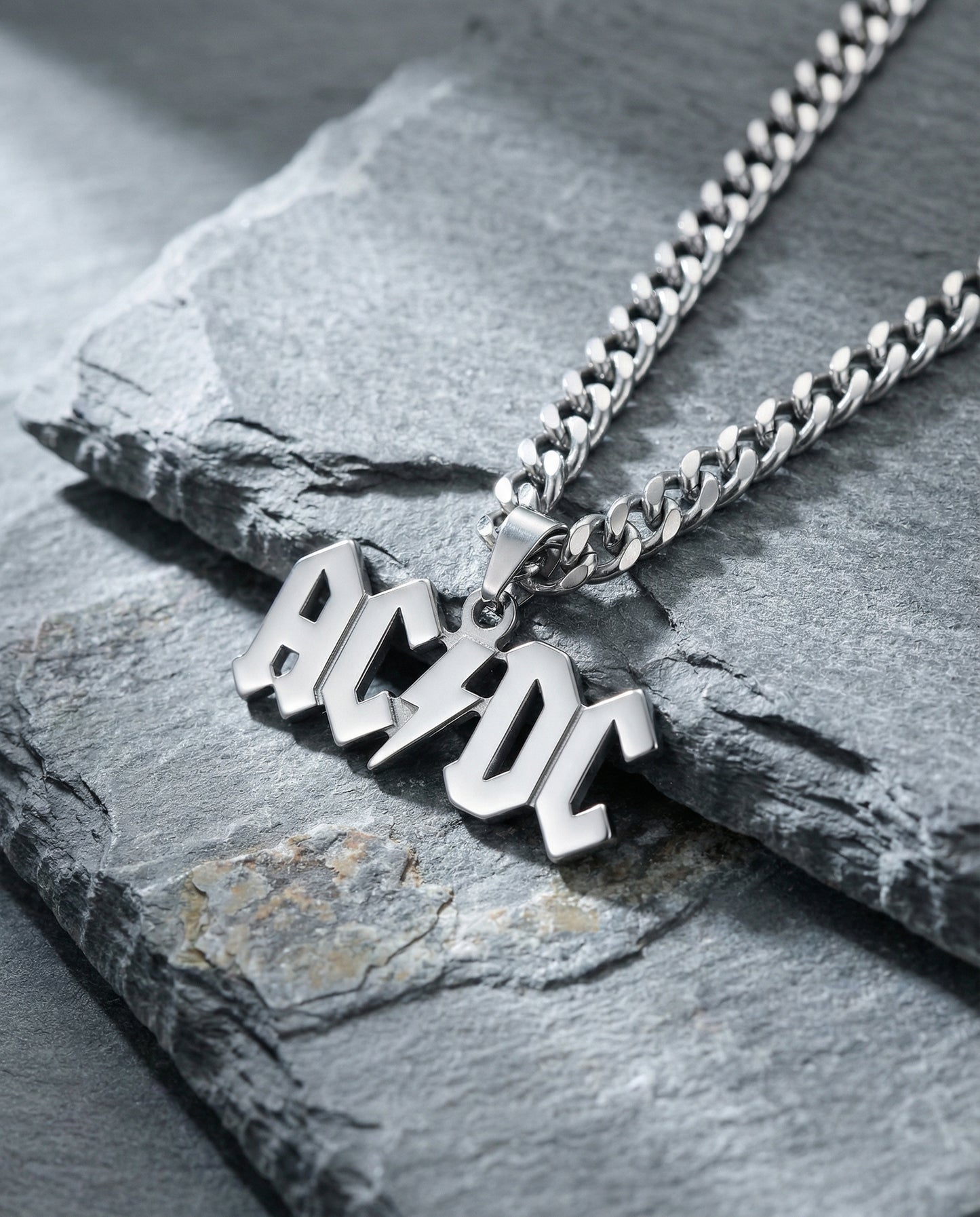 Acdc v2 necklace